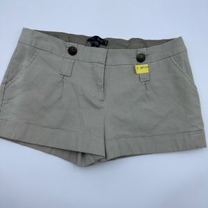 B.tru Women's Shorts Size L  linen look with detailed buttons